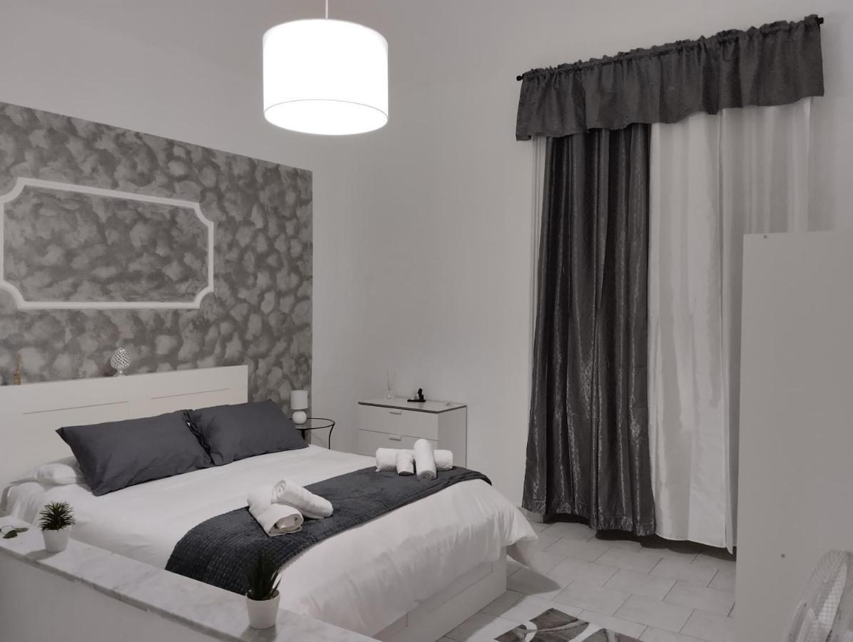 House Luroke Apartman Catania-Fontanarossai nemzetközi repülőtér Kültér fotó