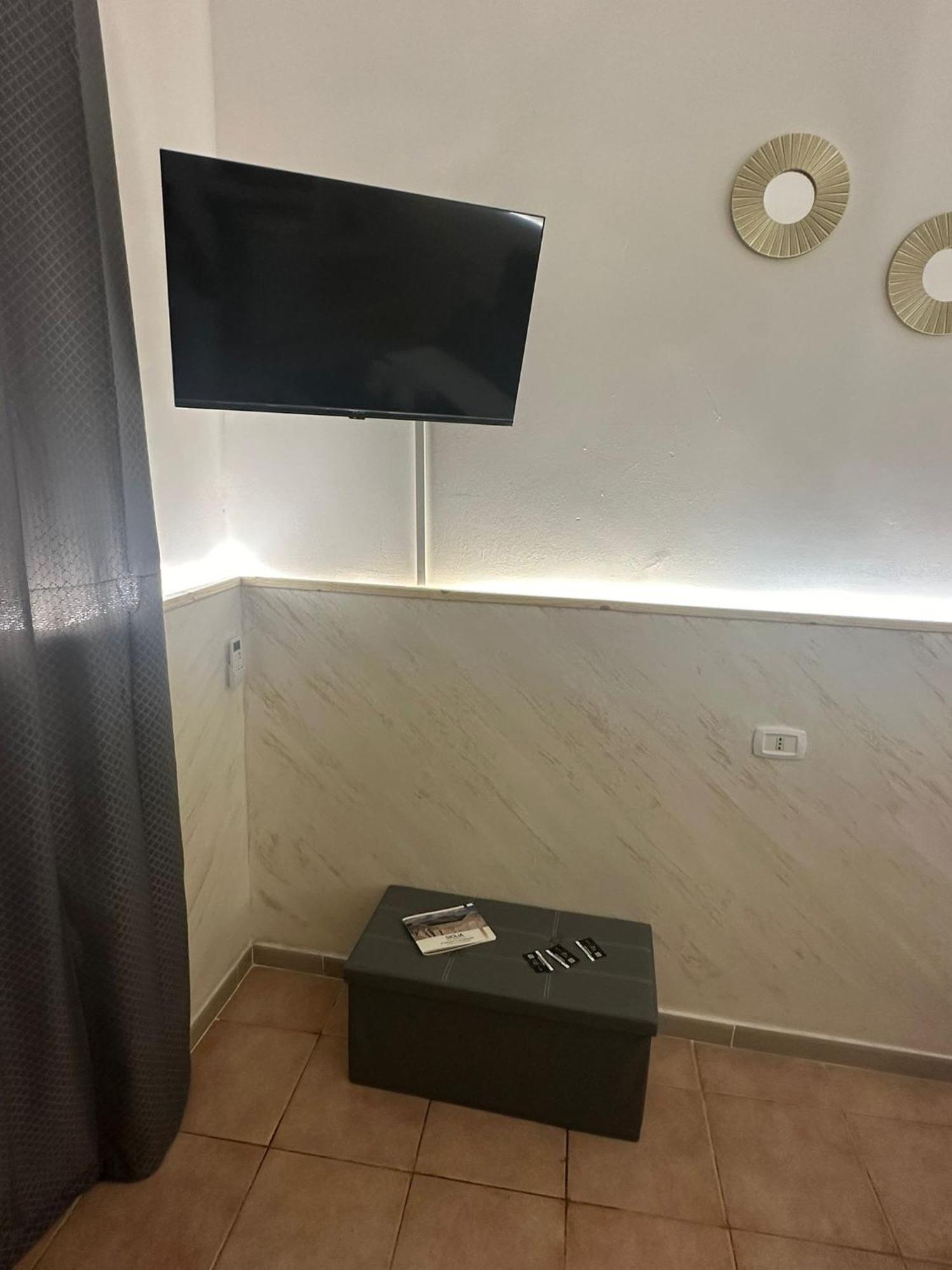 House Luroke Apartman Catania-Fontanarossai nemzetközi repülőtér Kültér fotó
