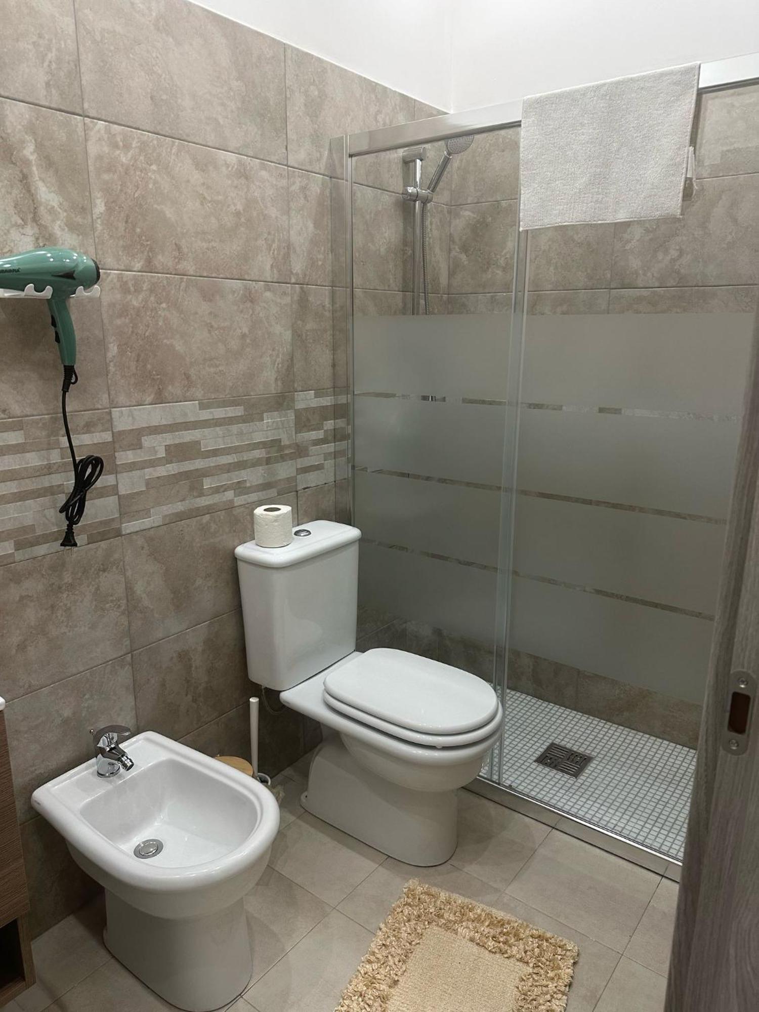 House Luroke Apartman Catania-Fontanarossai nemzetközi repülőtér Kültér fotó