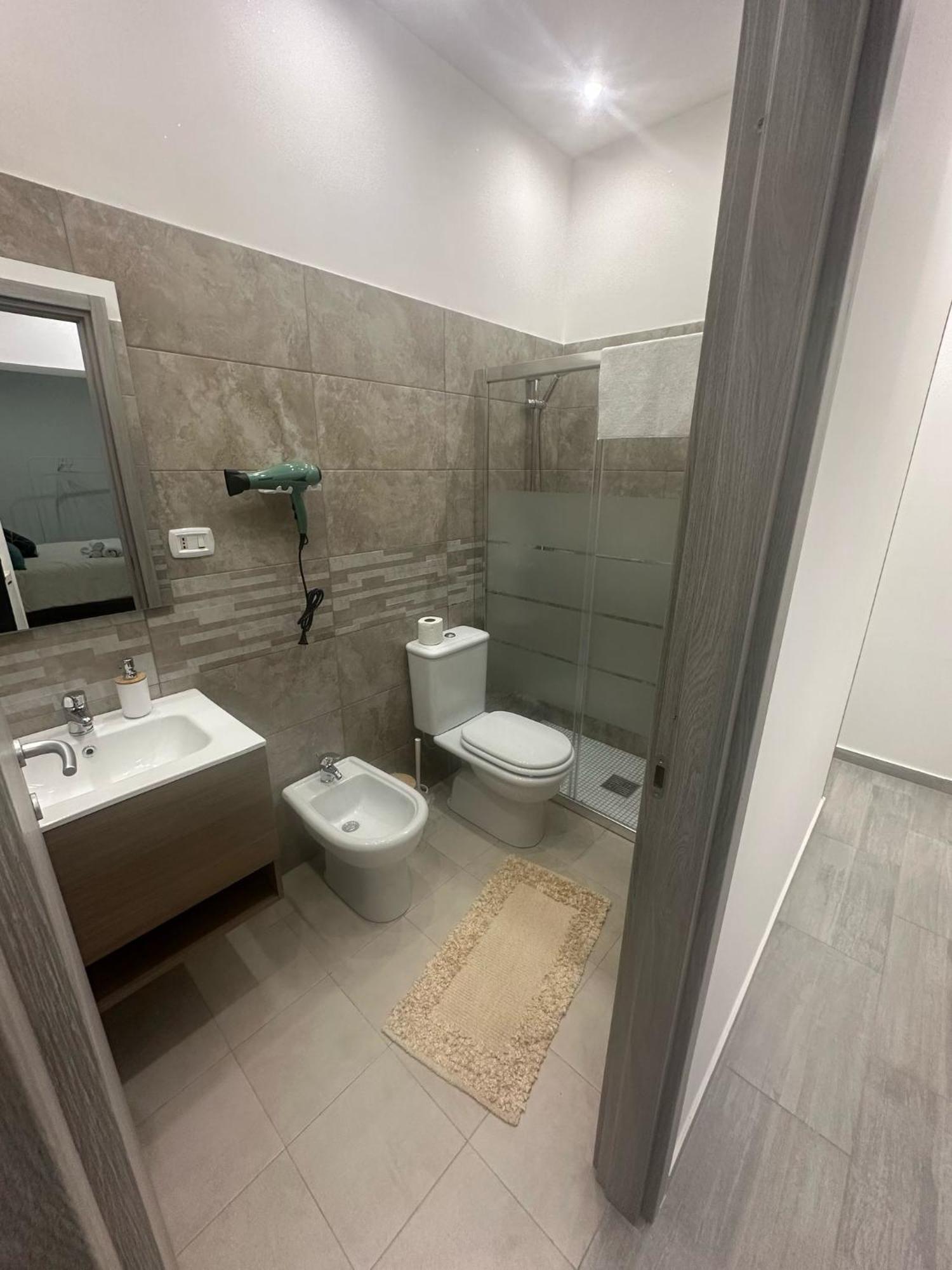 House Luroke Apartman Catania-Fontanarossai nemzetközi repülőtér Kültér fotó