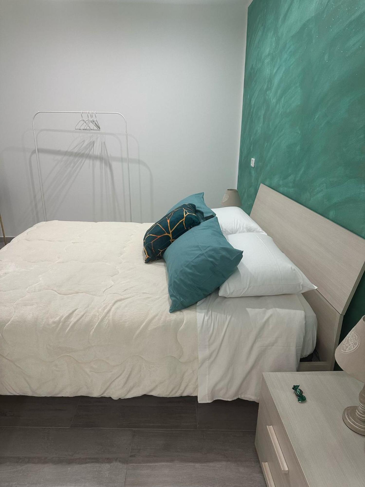 House Luroke Apartman Catania-Fontanarossai nemzetközi repülőtér Kültér fotó